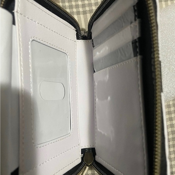 NWT Disney Loungefy 101
Dalmatians Wallet - Picture 3 of 3